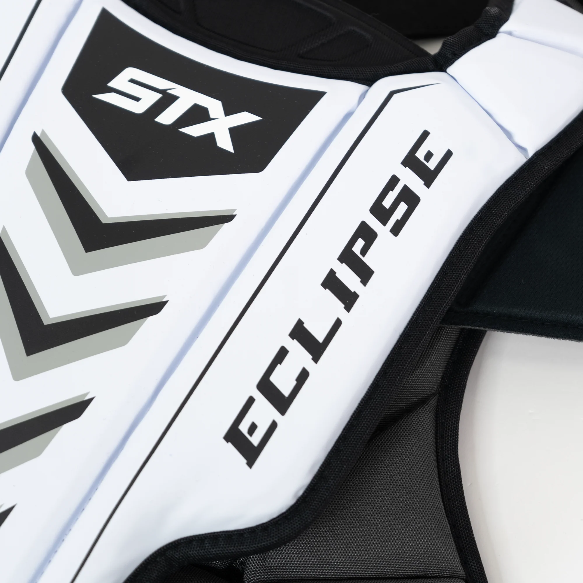 STX Eclipse 400 Chest Protector - Image 2