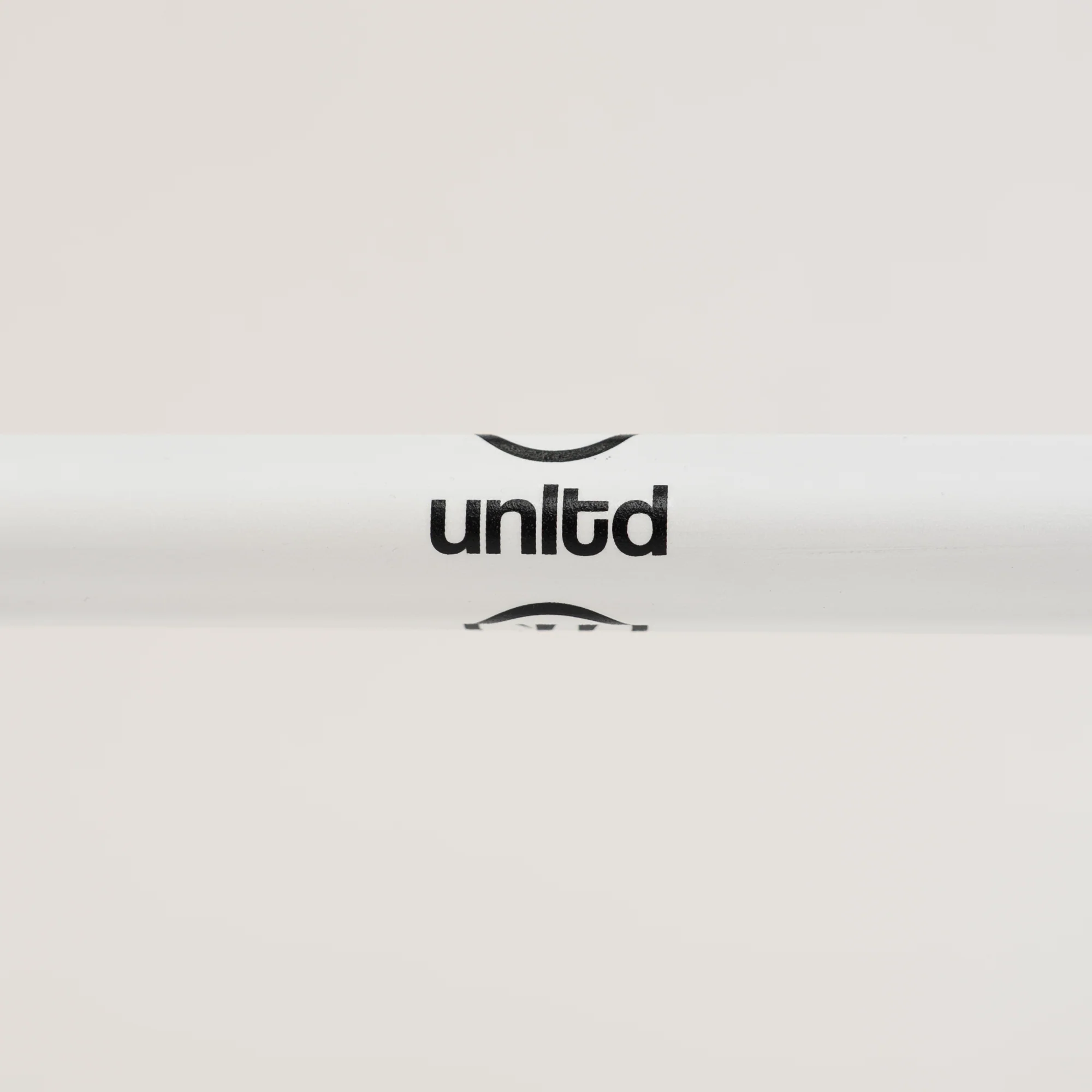 Warrior Evo QX2 LE Carolina Splatter Lacrosse Shaft - Image 4