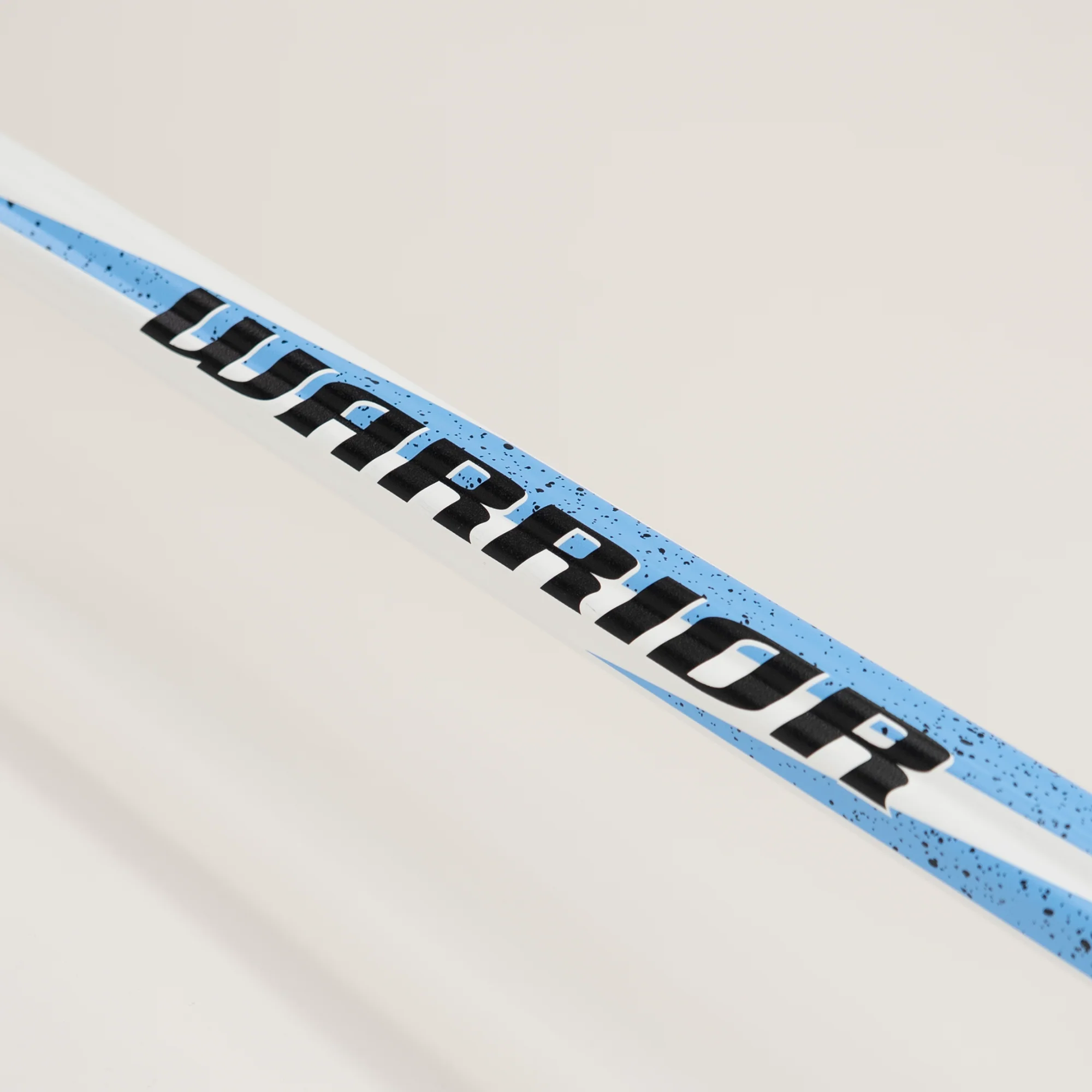 Warrior Evo QX2 LE Carolina Splatter Lacrosse Shaft - Image 6