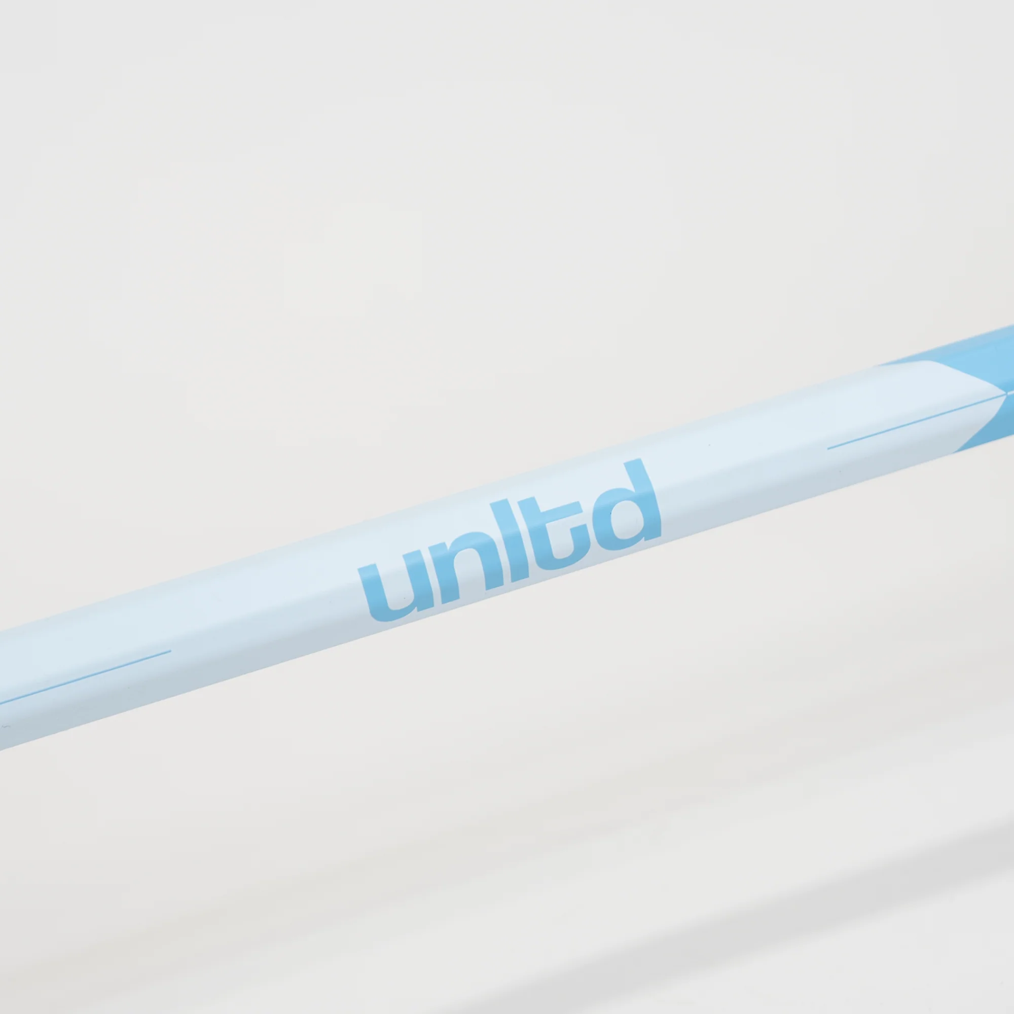 Maverik Grit Limited Edition Carolina Angle Women's Lacrosse Shaft - Image 5