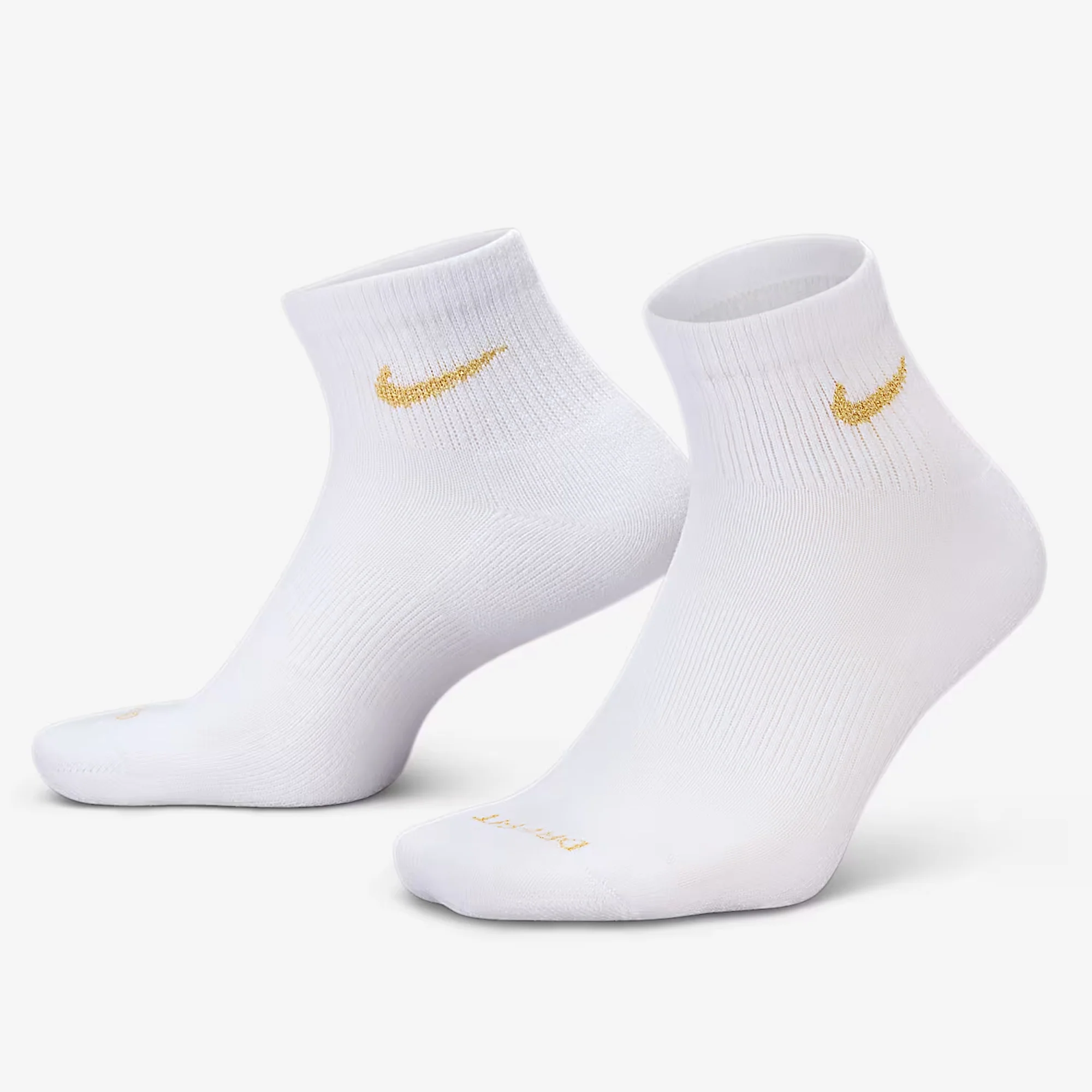 Nike Everyday Plush Cushioned Ankle Socks - 3 Pack