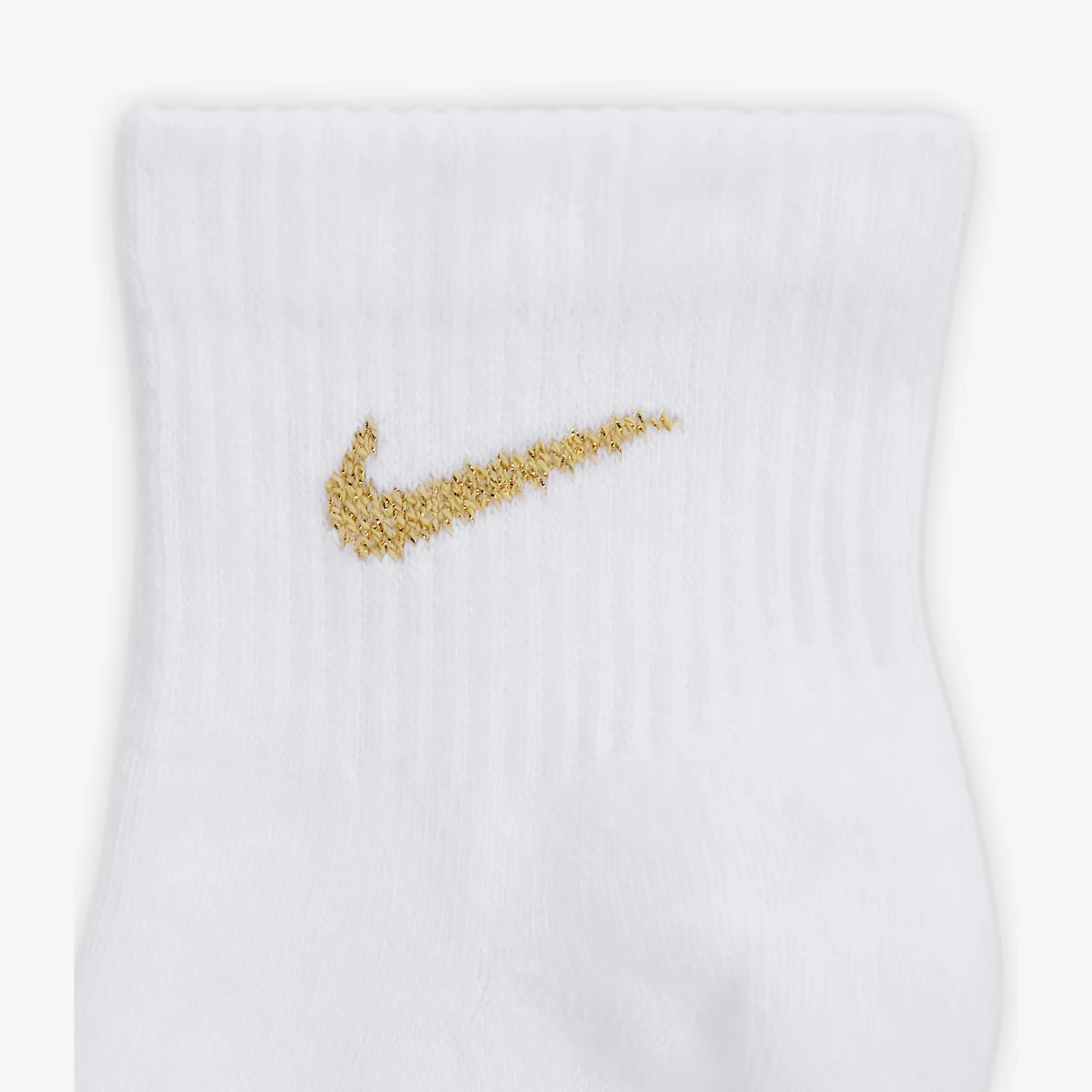 Nike Everyday Plush Cushioned Ankle Socks - 3 Pack - Image 3