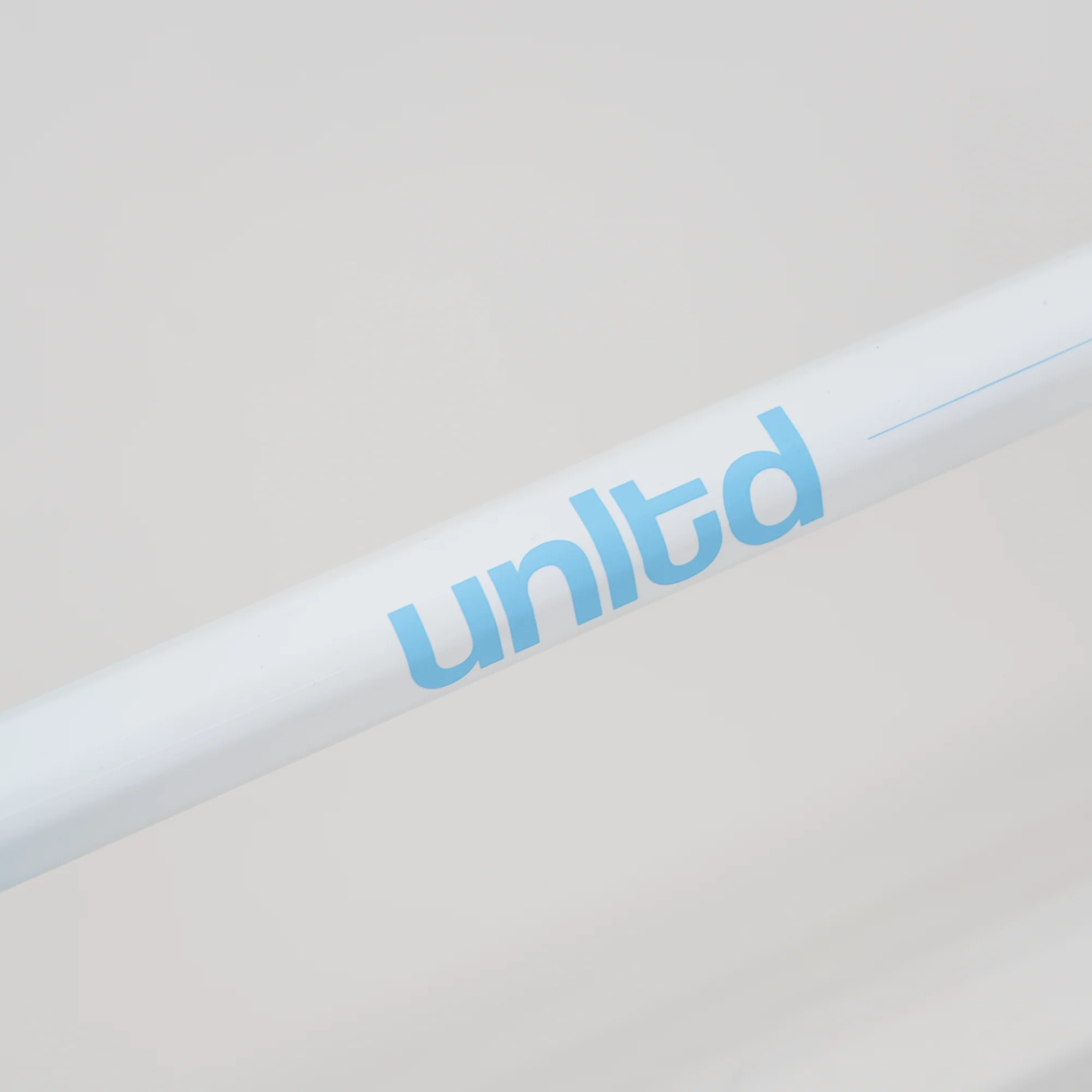 Maverik Sonar Limited Edition Women's Lacrosse Shaft - Image 10