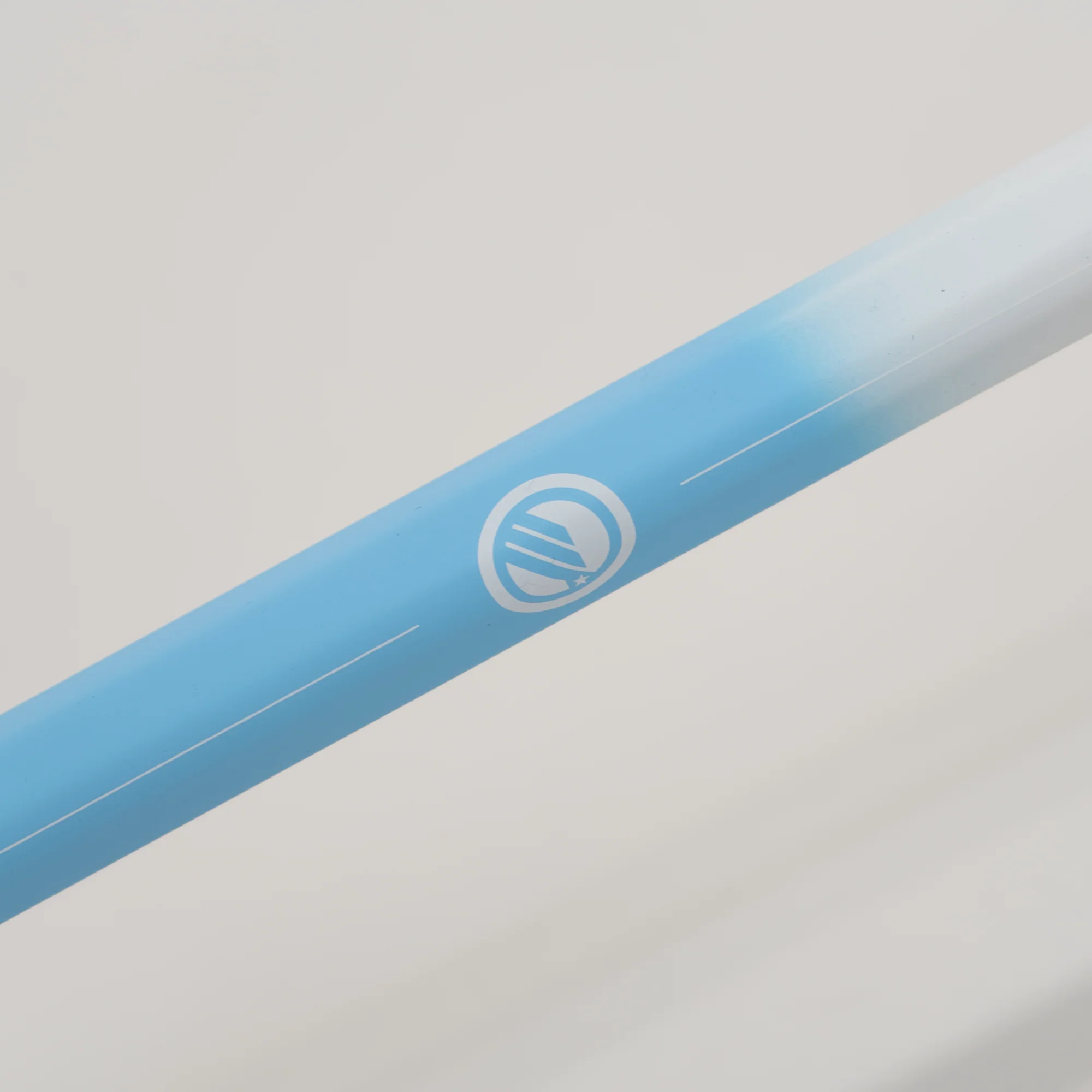 Maverik Sonar Limited Edition Women's Lacrosse Shaft - Image 9