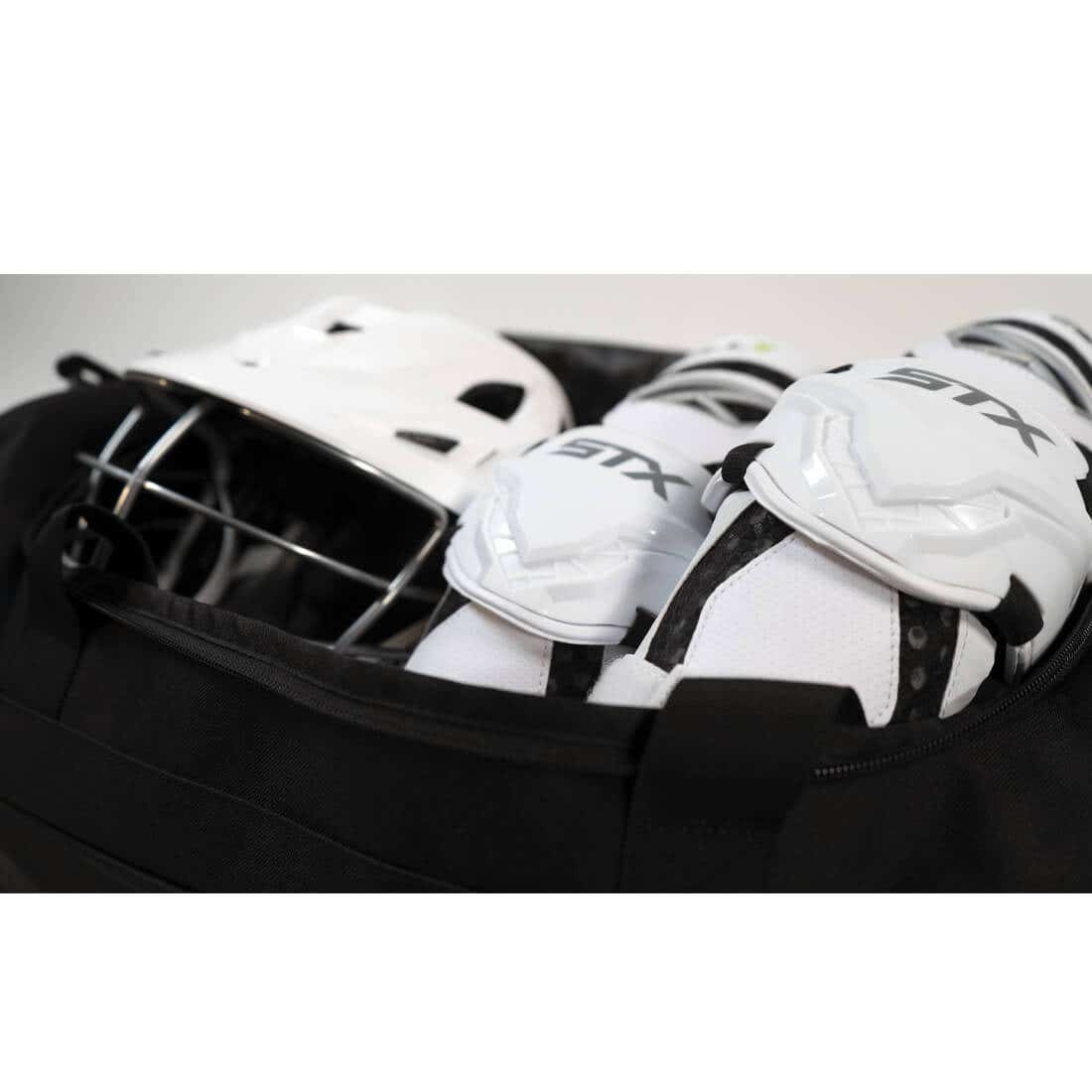 UNLTD Duffle Bag - Image 8